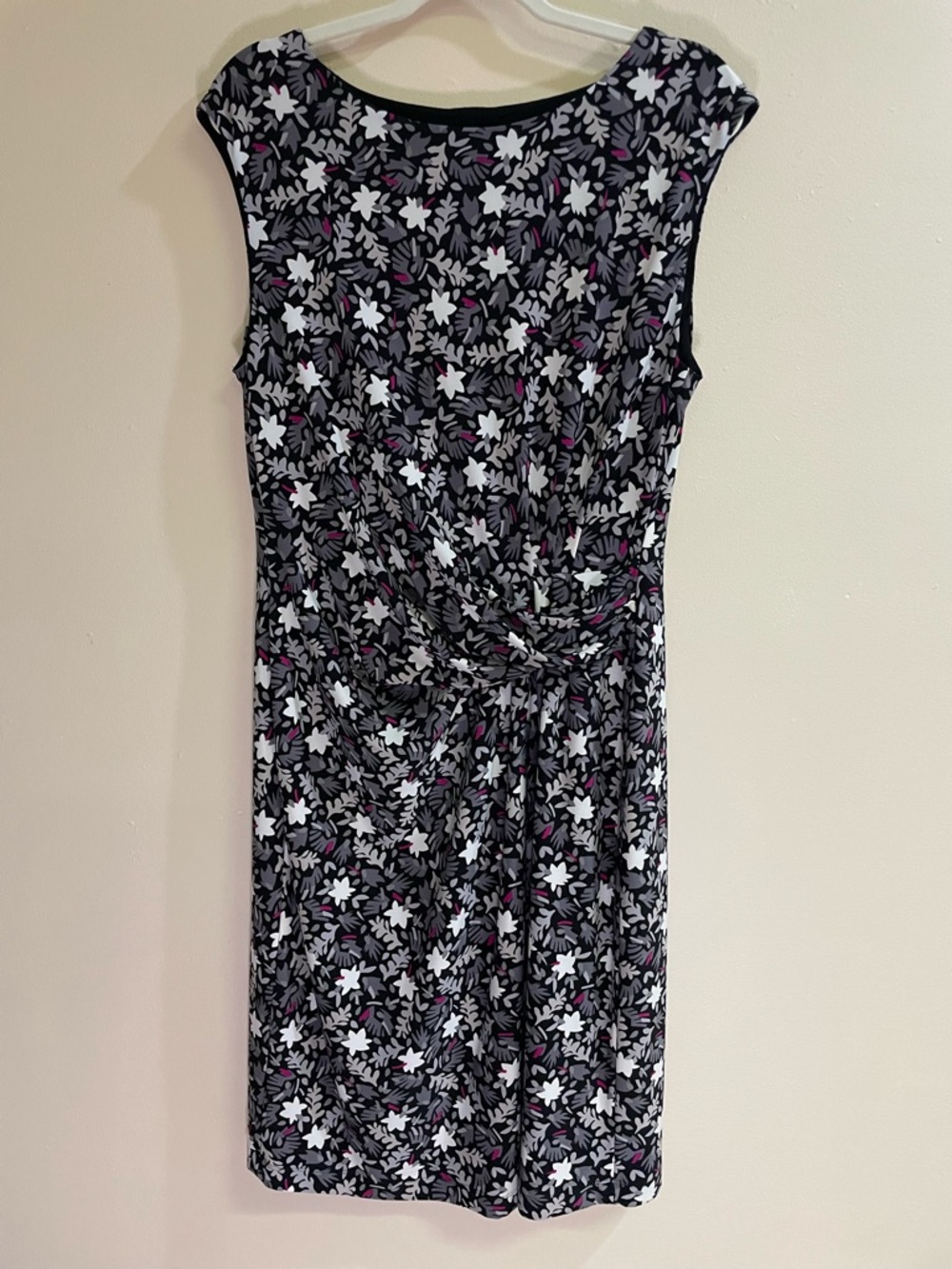 Anne Klein 1X Black Floral Twist Front Knot Waist Sleeveless Sheath Midi Dress